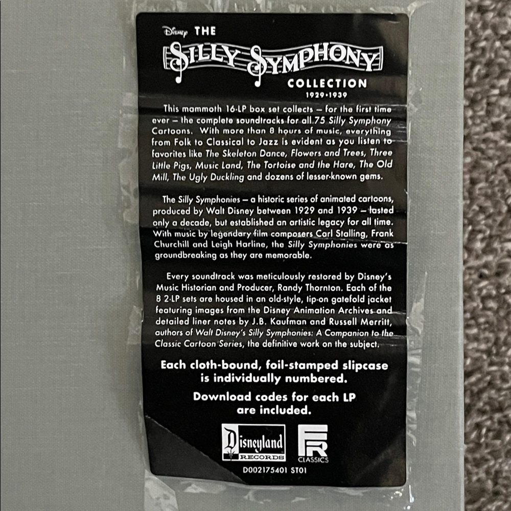 Walt Disney 2015 Silly Symphony Vinyl Box Set 1929-1939 Skeleton Dance 16 LP - Picture 3 of 9